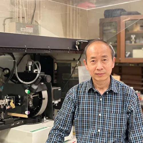 Jianshi Zhou head shot photo