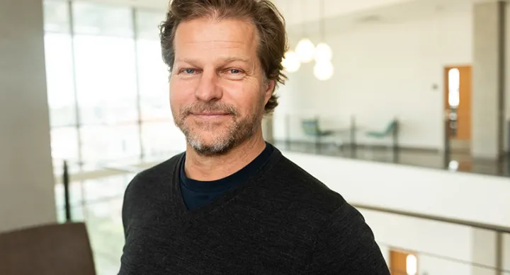 Brian Korgel head shot photo